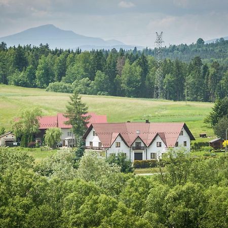 Stas -Przy Szkole Nr 3 W Skawie Skawa Luaran gambar